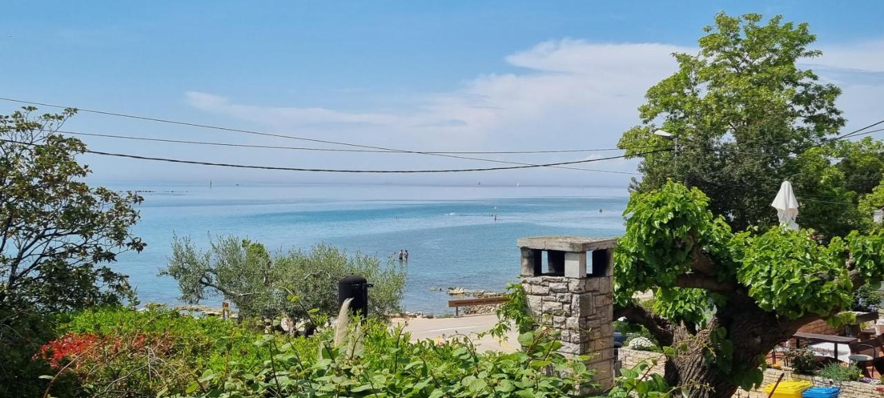 Romantic Apartment For Two On The Sea Zambratija  Eksteriør bilde
